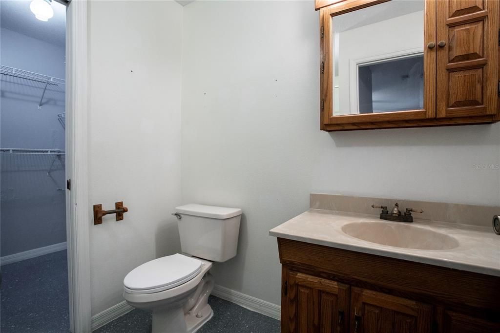 For Sale: $309,000 (3 beds, 2 baths, 1496 Square Feet)