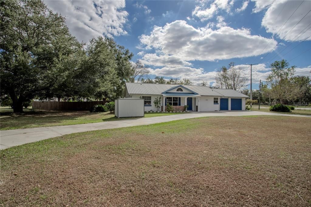 For Sale: $309,000 (3 beds, 2 baths, 1496 Square Feet)