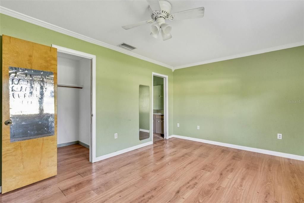 Primary Bedroom-closet-primary bath