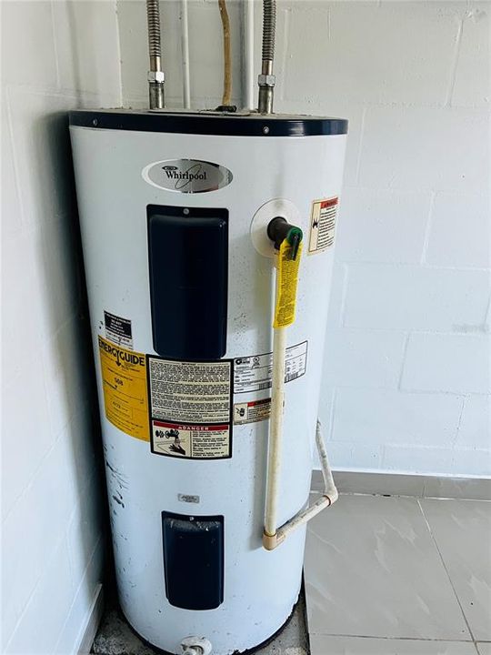 WATER HEATER