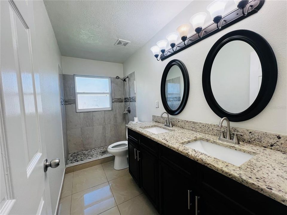 2ND BATHROOM