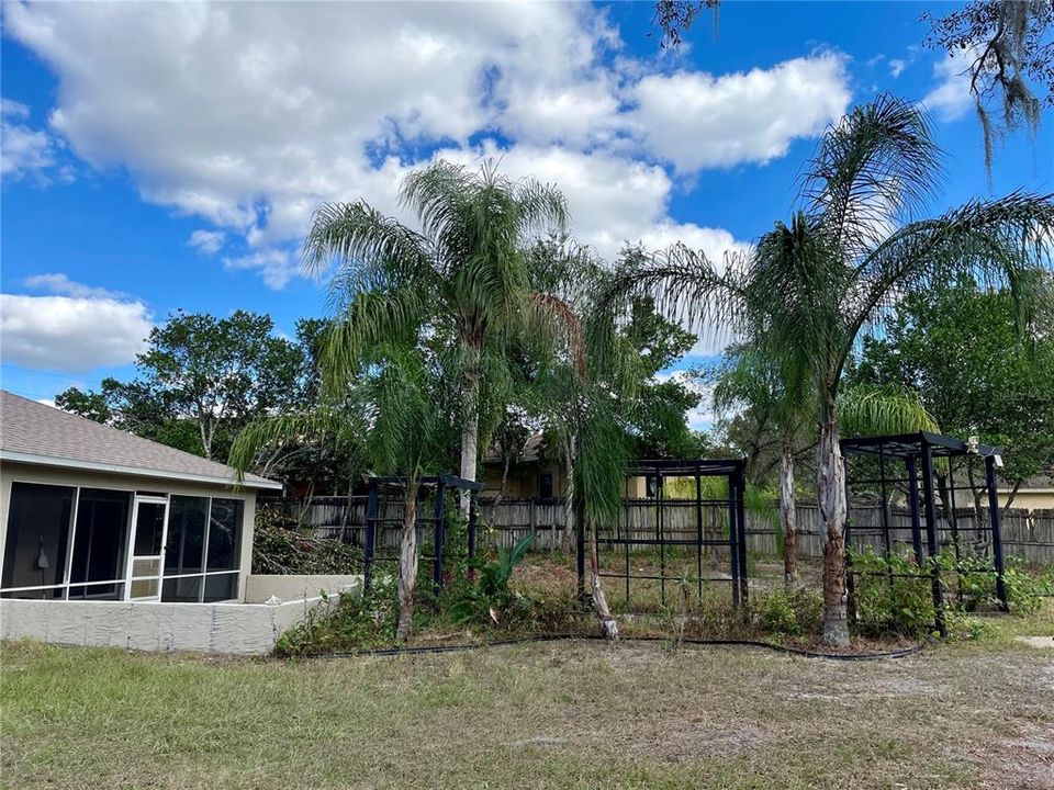 For Sale: $350,000 (3 beds, 2 baths, 1349 Square Feet)