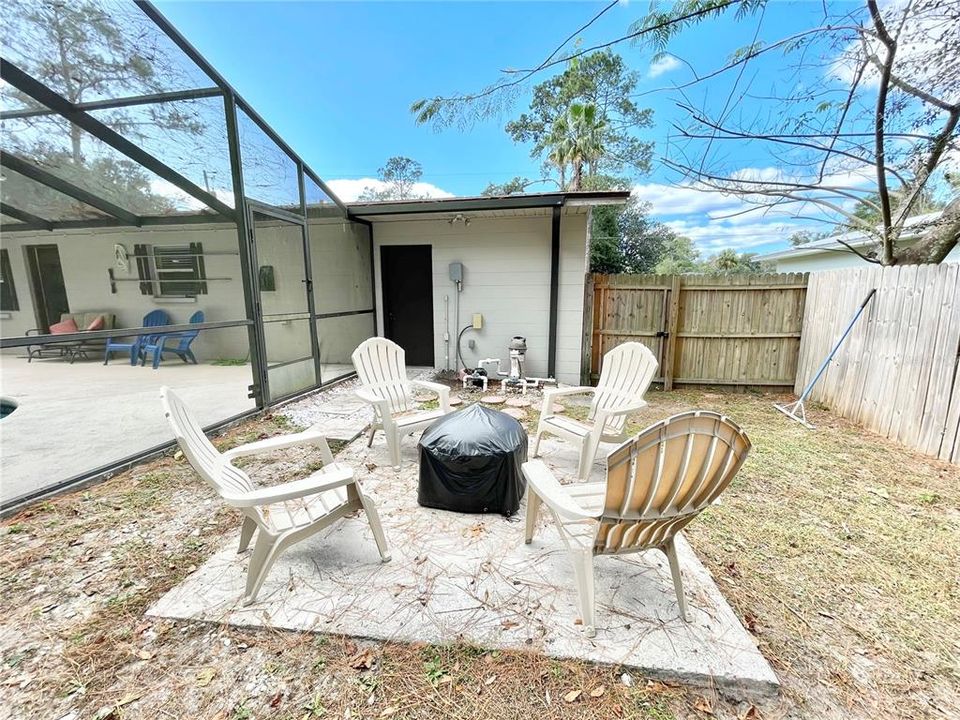 For Sale: $375,000 (4 beds, 2 baths, 1508 Square Feet)