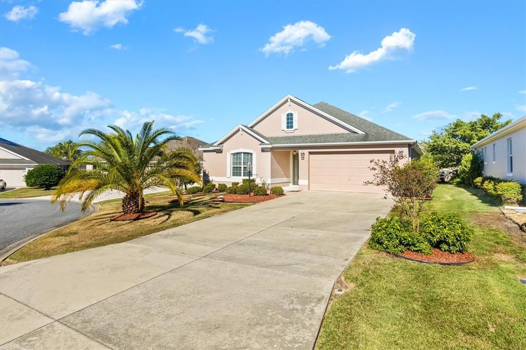 For Sale: $615,000 (3 beds, 2 baths, 2158 Square Feet)