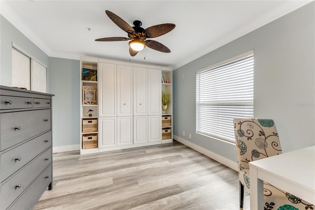 Second bedroom with Murphy Bed.