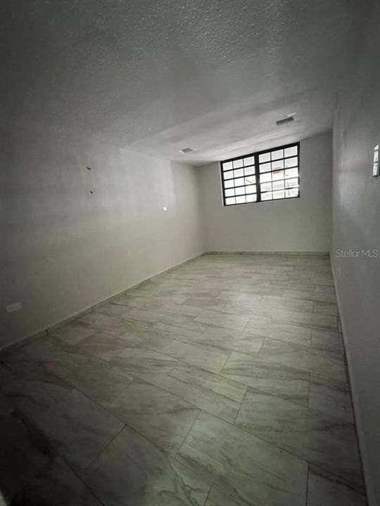 En Venta: $171,900 (3 camas, 1 baños, 1100 Pies cuadrados)