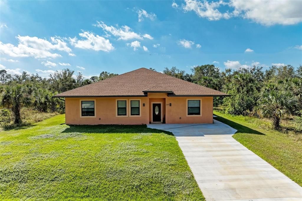 For Sale: $399,900 (3 beds, 2 baths, 2000 Square Feet)