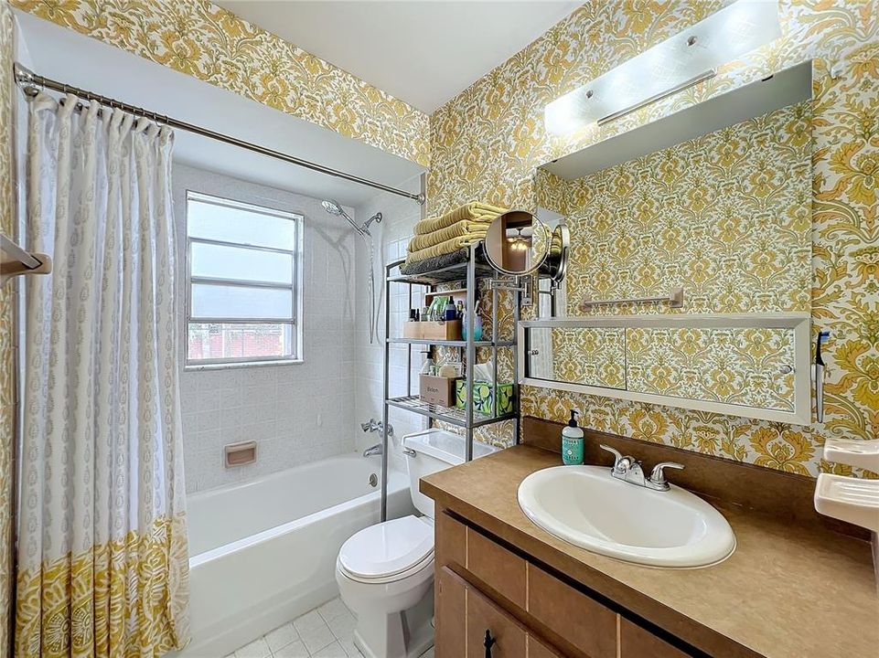 Guest Bathroom with Shower/Tub combo