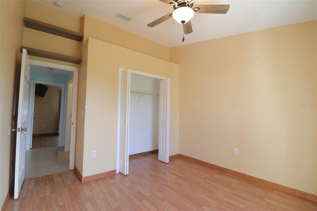 For Sale: $325,000 (3 beds, 2 baths, 1293 Square Feet)