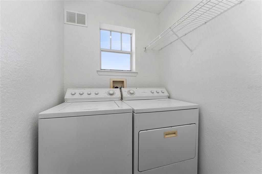 For Sale: $174,000 (1 beds, 1 baths, 530 Square Feet)