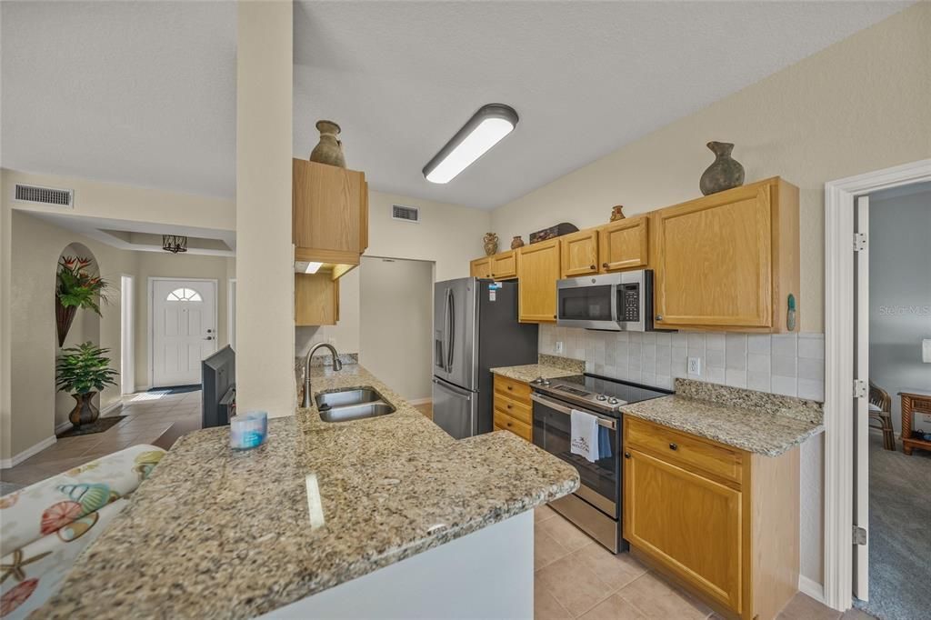 For Sale: $309,900 (2 beds, 2 baths, 1383 Square Feet)