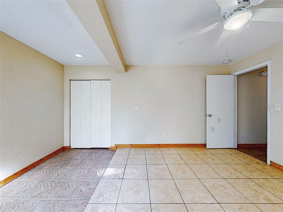 For Sale: $152,000 (2 beds, 1 baths, 1020 Square Feet)