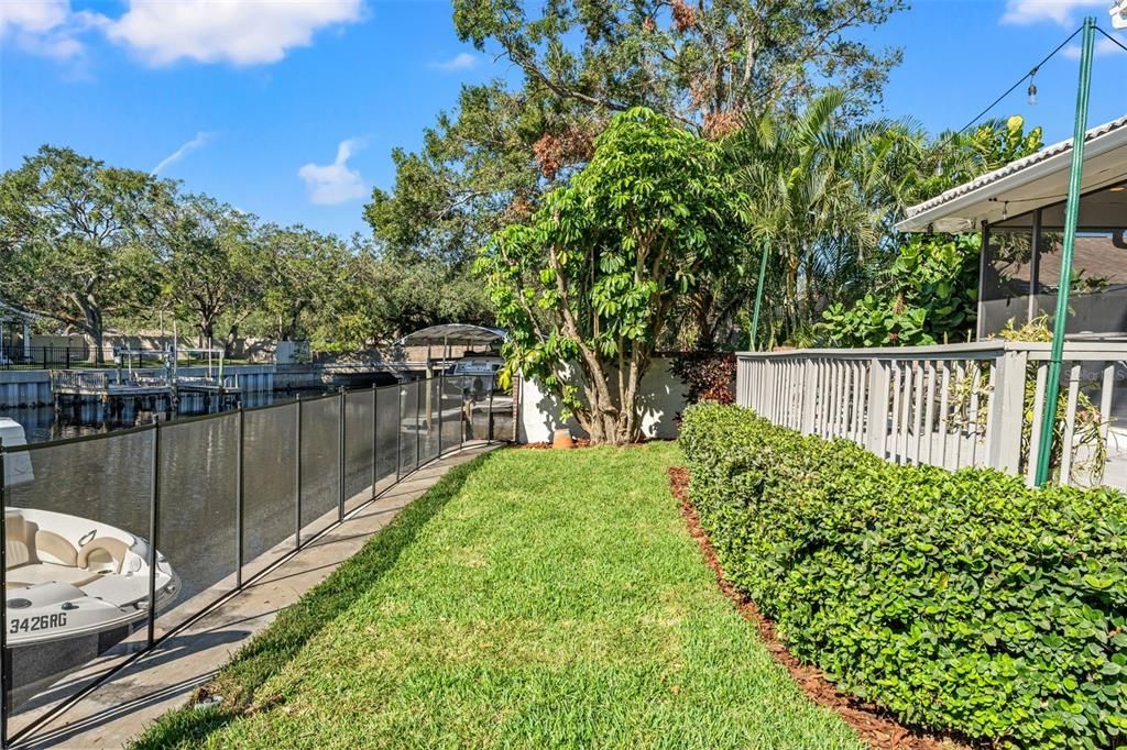 For Sale: $1,995,000 (4 beds, 2 baths, 2661 Square Feet)