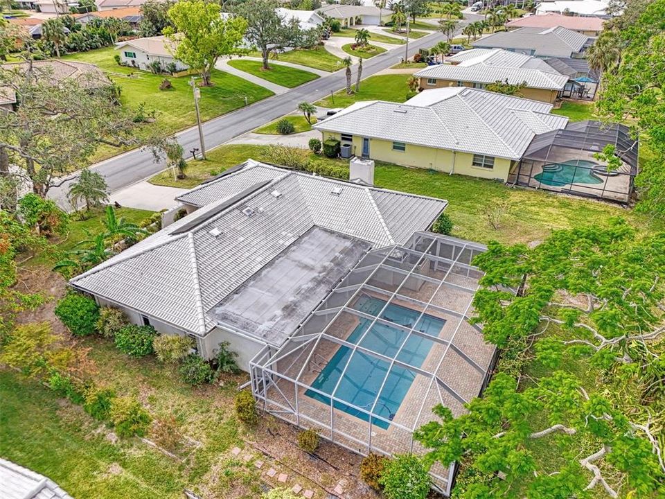 For Sale: $995,000 (2 beds, 2 baths, 1554 Square Feet)