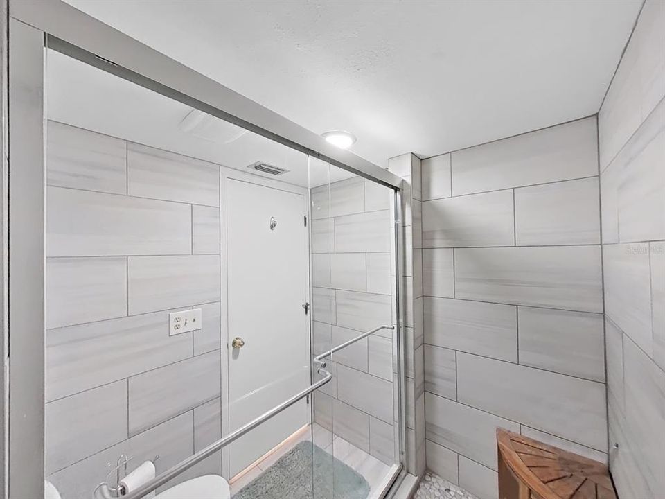 For Sale: $849,900 (2 beds, 2 baths, 1400 Square Feet)