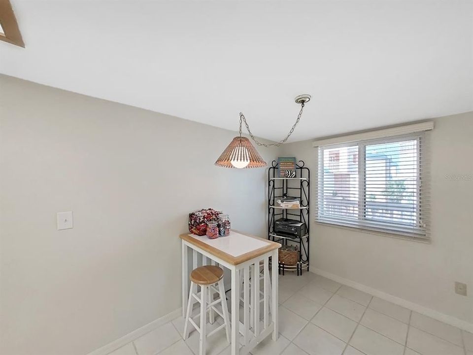 For Sale: $849,900 (2 beds, 2 baths, 1400 Square Feet)