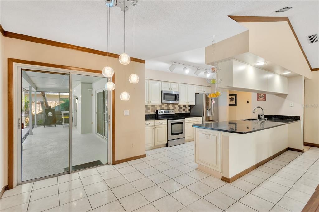 For Sale: $599,900 (4 beds, 2 baths, 2347 Square Feet)