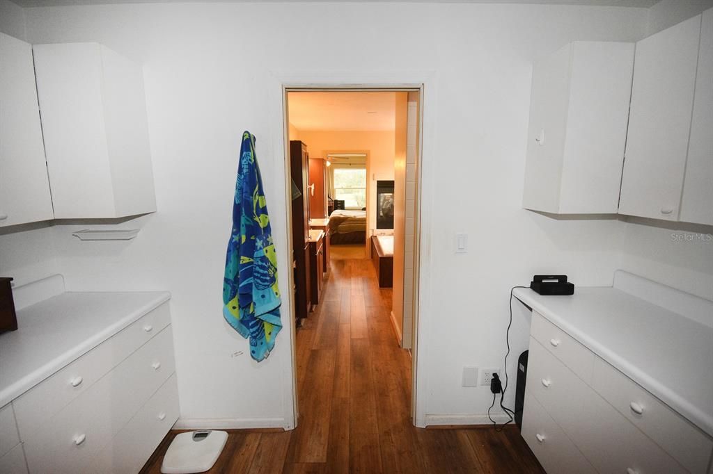 Master bath close w/built-in storage drawers