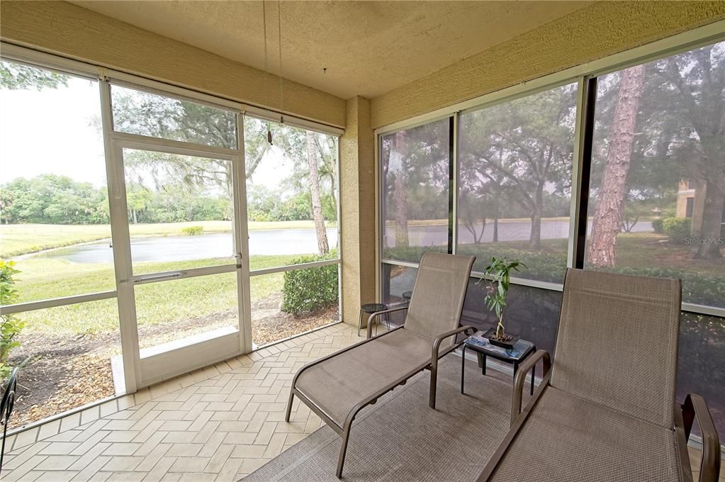 Rear screened in porch