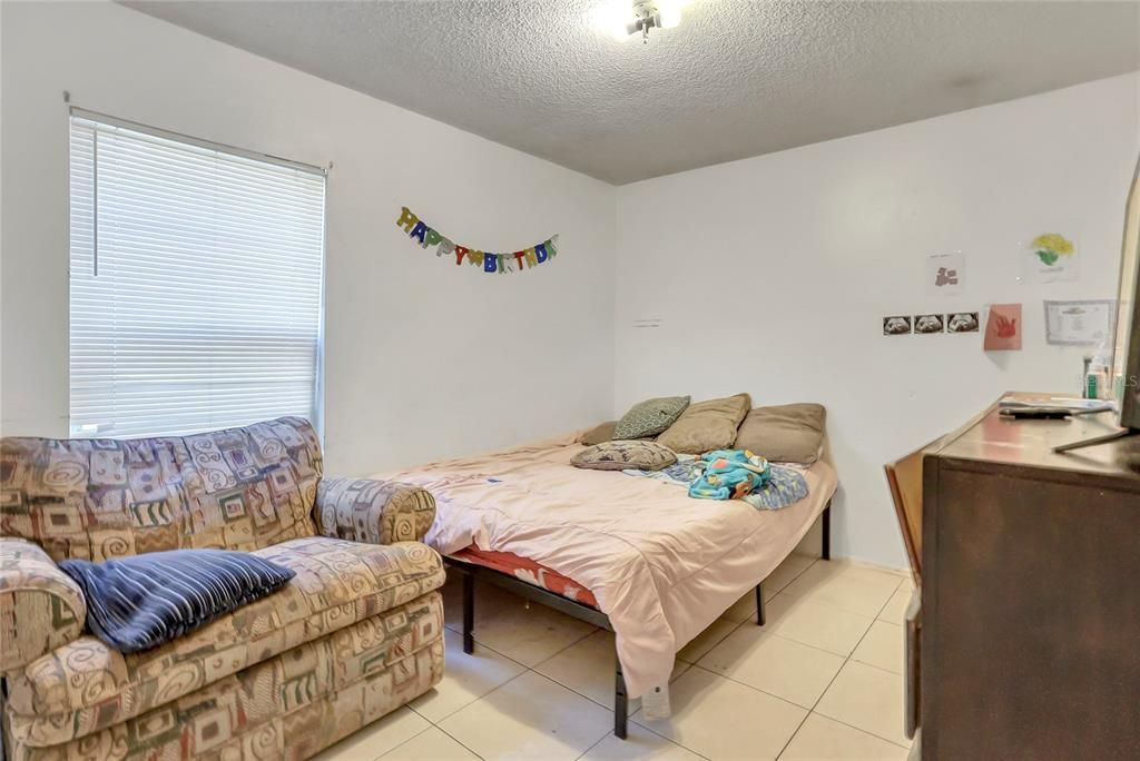 Unit 2: 2 Beds & 1 Bath