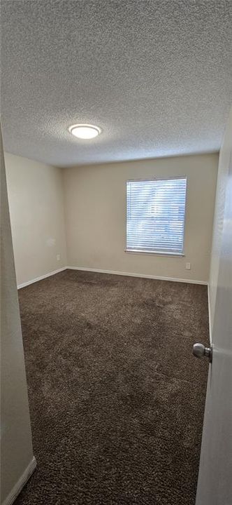 For Sale: $190,000 (2 beds, 2 baths, 829 Square Feet)