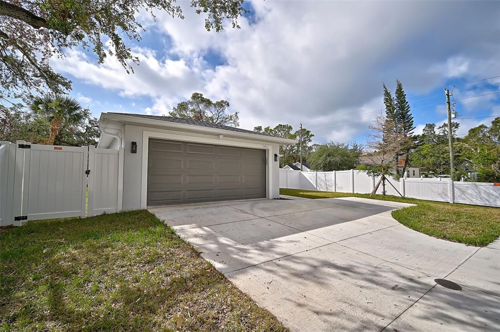 For Sale: $495,000 (3 beds, 2 baths, 1380 Square Feet)