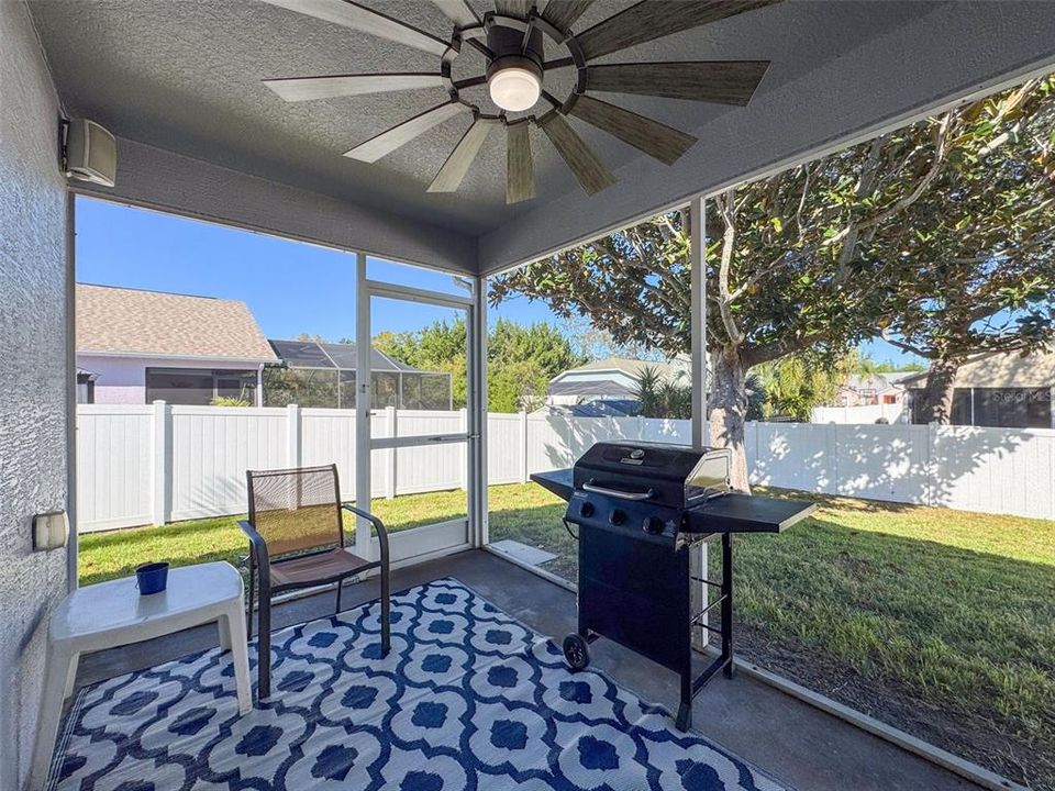 For Sale: $299,900 (3 beds, 2 baths, 1432 Square Feet)