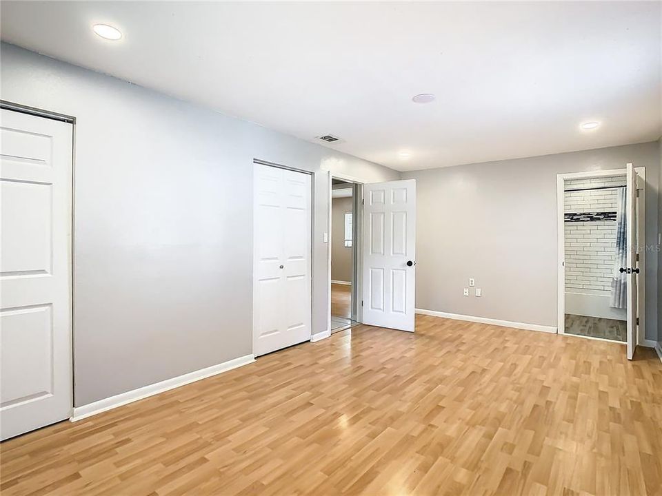 For Sale: $749,900 (3 beds, 2 baths, 1995 Square Feet)