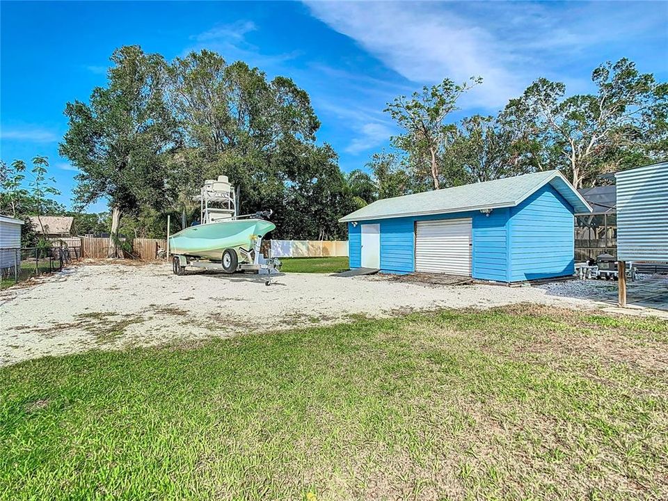 For Sale: $749,900 (3 beds, 2 baths, 1995 Square Feet)