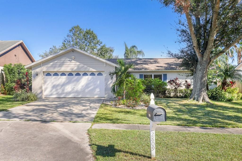 For Sale: $425,000 (3 beds, 2 baths, 1418 Square Feet)