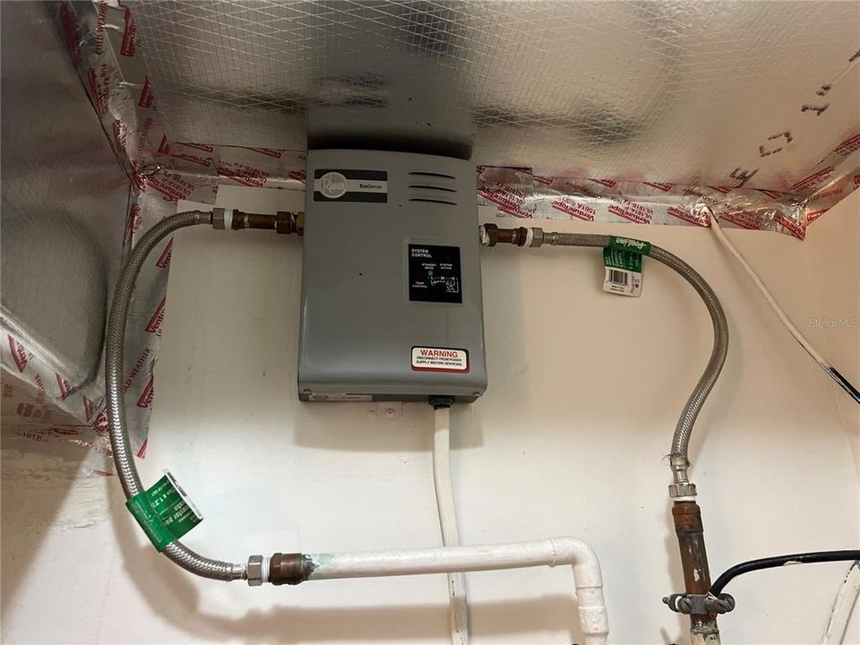 Tankless water heater