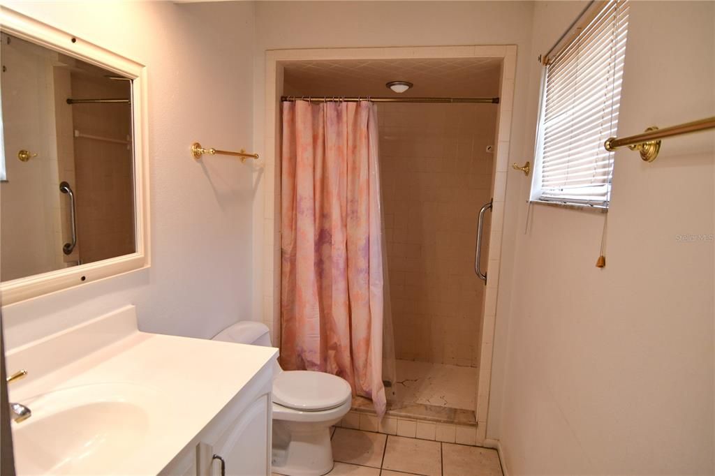 For Sale: $229,900 (3 beds, 2 baths, 1480 Square Feet)