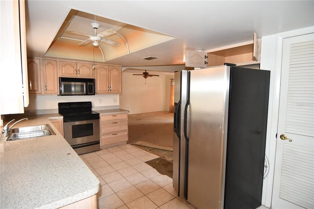 For Sale: $229,900 (3 beds, 2 baths, 1480 Square Feet)