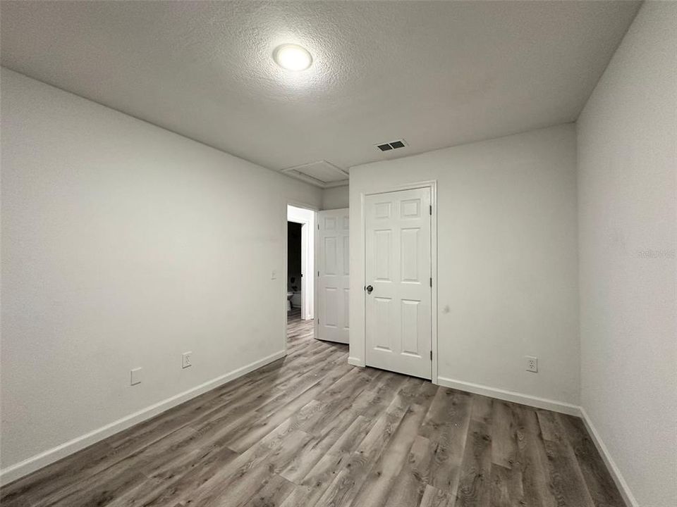 For Sale: $170,000 (3 beds, 1 baths, 1200 Square Feet)