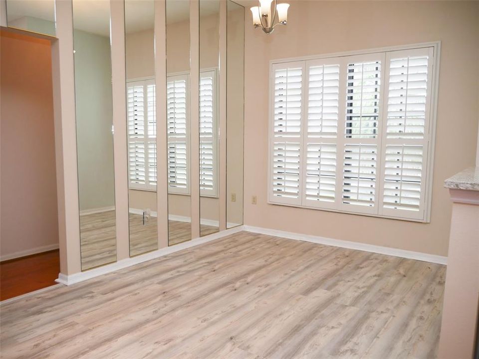 Dining space - easily converted to a 3rd bedroom