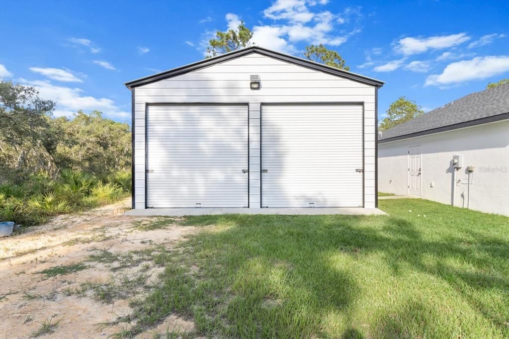 For Sale: $425,000 (3 beds, 2 baths, 1416 Square Feet)