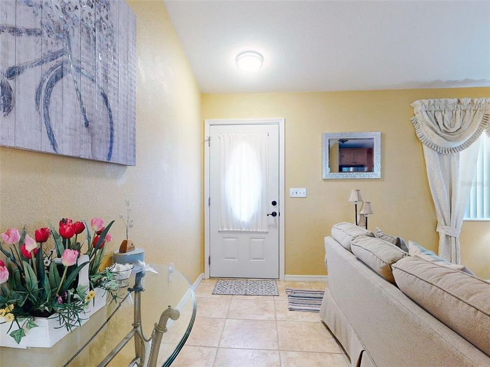 For Sale: $269,900 (2 beds, 2 baths, 1555 Square Feet)