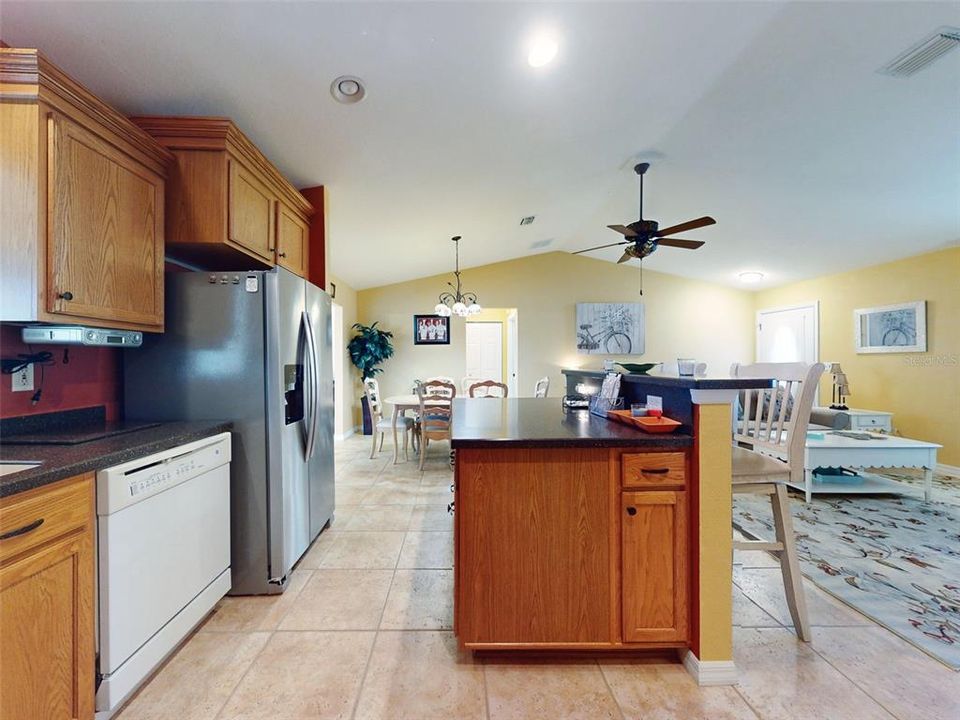 For Sale: $269,900 (2 beds, 2 baths, 1555 Square Feet)