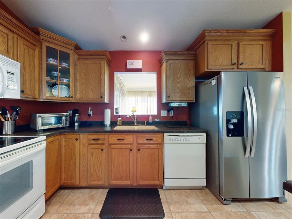 For Sale: $269,900 (2 beds, 2 baths, 1555 Square Feet)