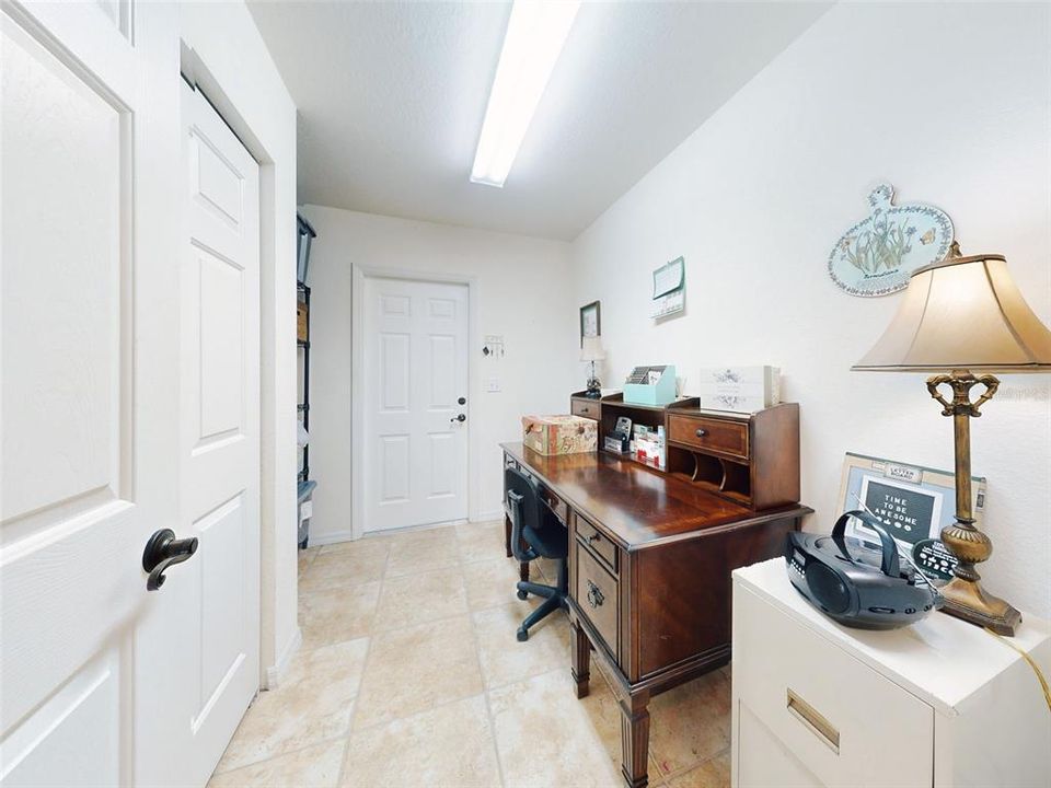 For Sale: $269,900 (2 beds, 2 baths, 1555 Square Feet)