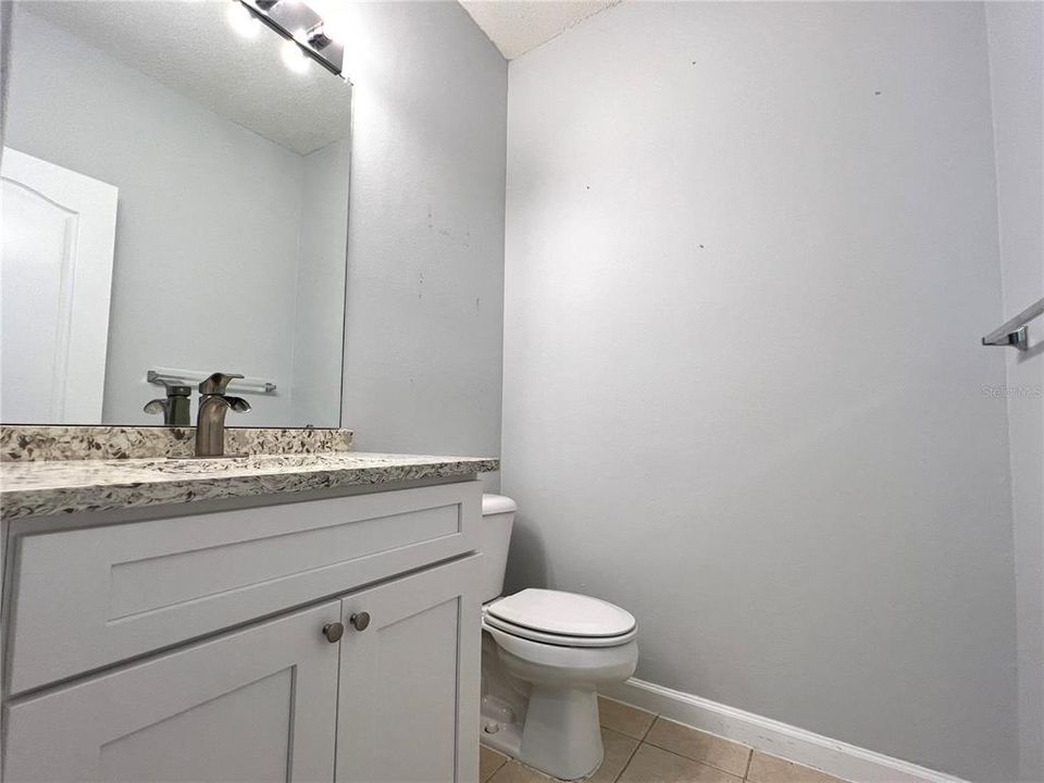 For Rent: $2,250 (2 beds, 2 baths, 1219 Square Feet)