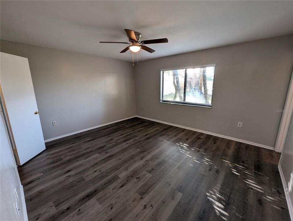 For Sale: $229,500 (3 beds, 2 baths, 1485 Square Feet)