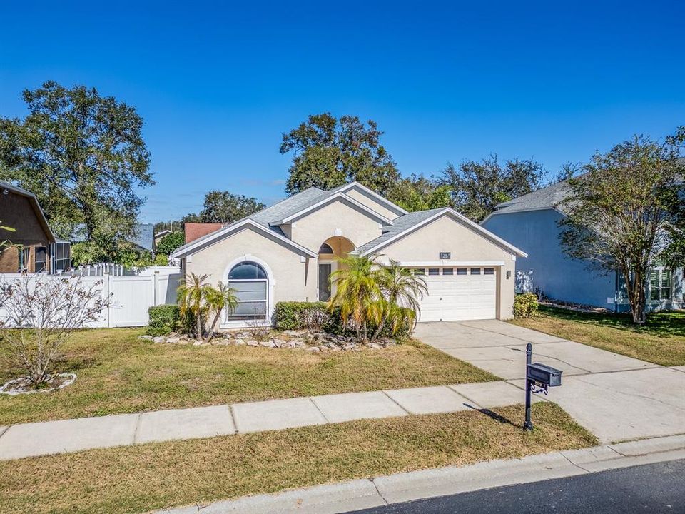 For Sale: $649,000 (3 beds, 2 baths, 1720 Square Feet)