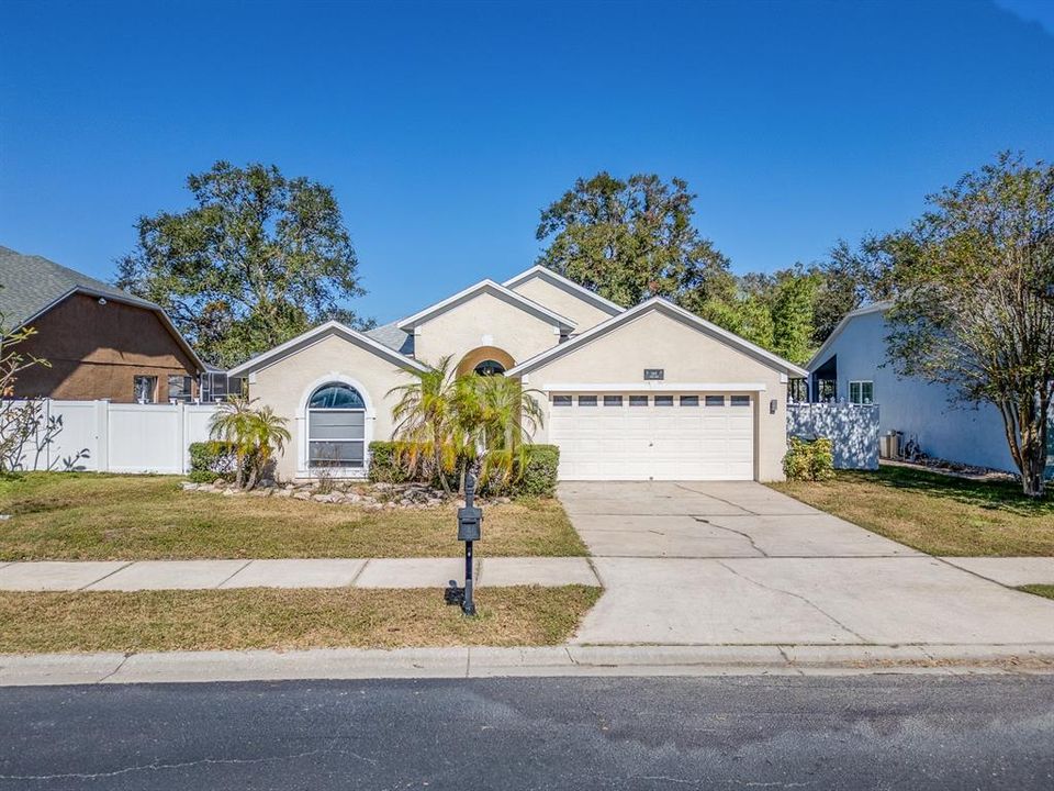 For Sale: $649,000 (3 beds, 2 baths, 1720 Square Feet)