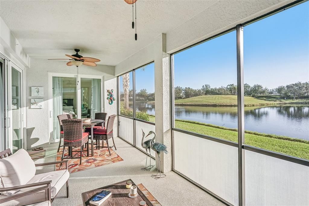 Phenomenal views of the lake and large spacious lanai screened in for your comfort.