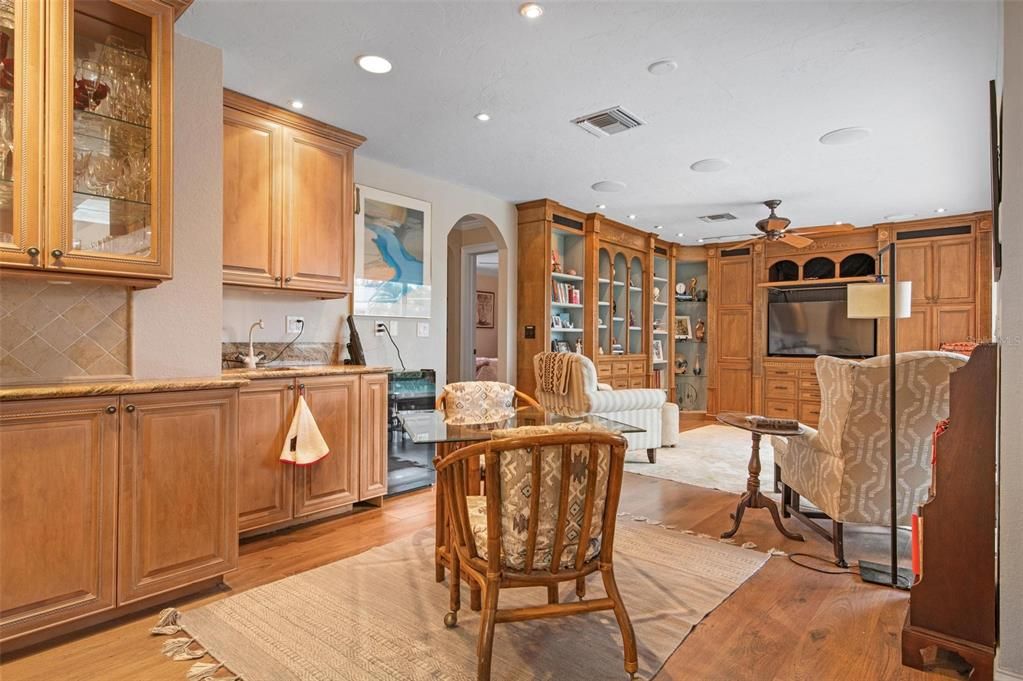 Wet bar, family room