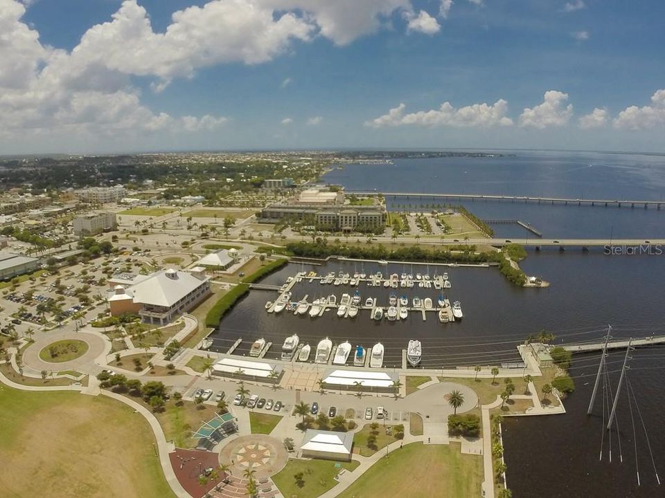 Laishley Marina with the Crab House Restaurant