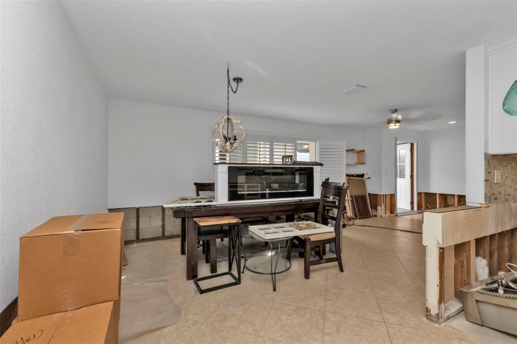 For Sale: $550,000 (3 beds, 2 baths, 2332 Square Feet)