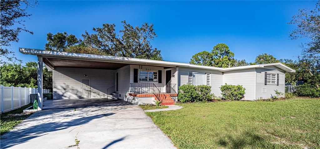 For Sale: $285,000 (3 beds, 2 baths, 1590 Square Feet)