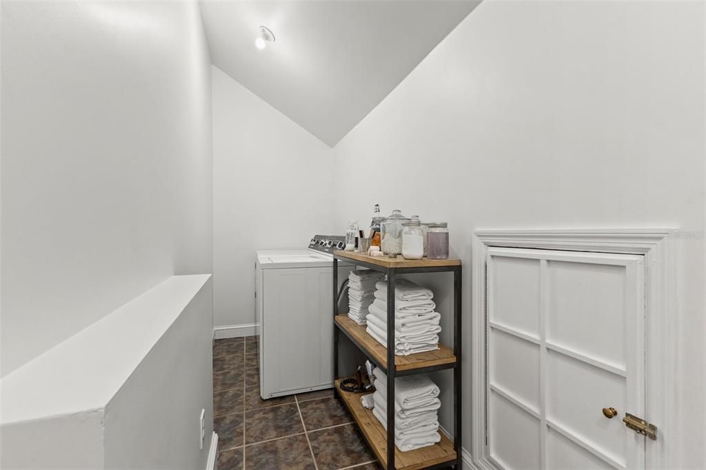 2nd Floor Laundry Room